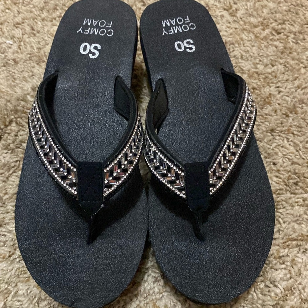 NWOT size 9